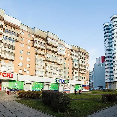 Студия В Центре Минска,На Площади Якуба Коласа,Р-Н Цума Minsk